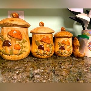 Tea and Coffee Set- Tea, Coffee, Sugar and packet holder . Barely used